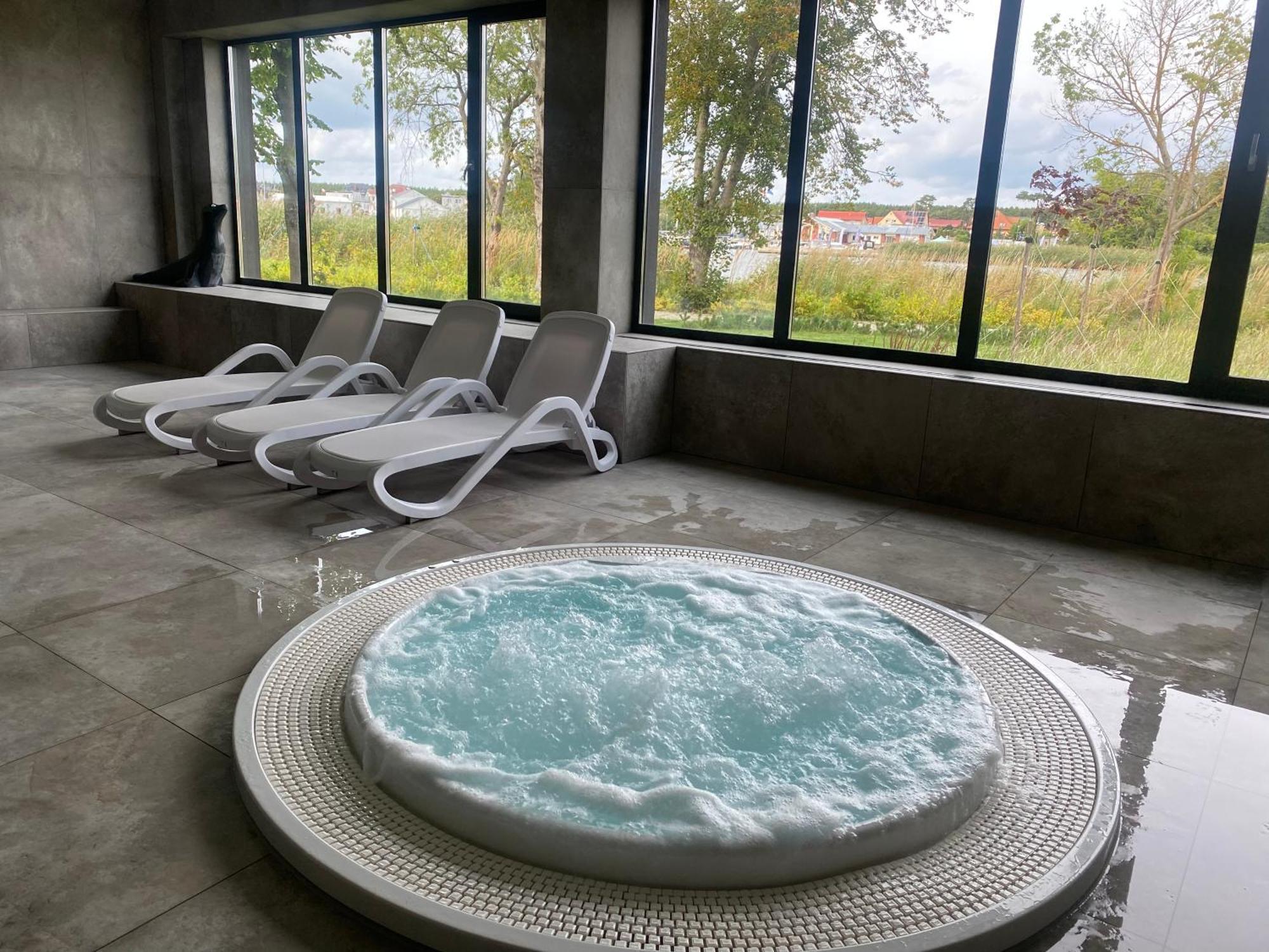 Red Bridge Resort - Apartament & Spa Dziwnów Buitenkant foto